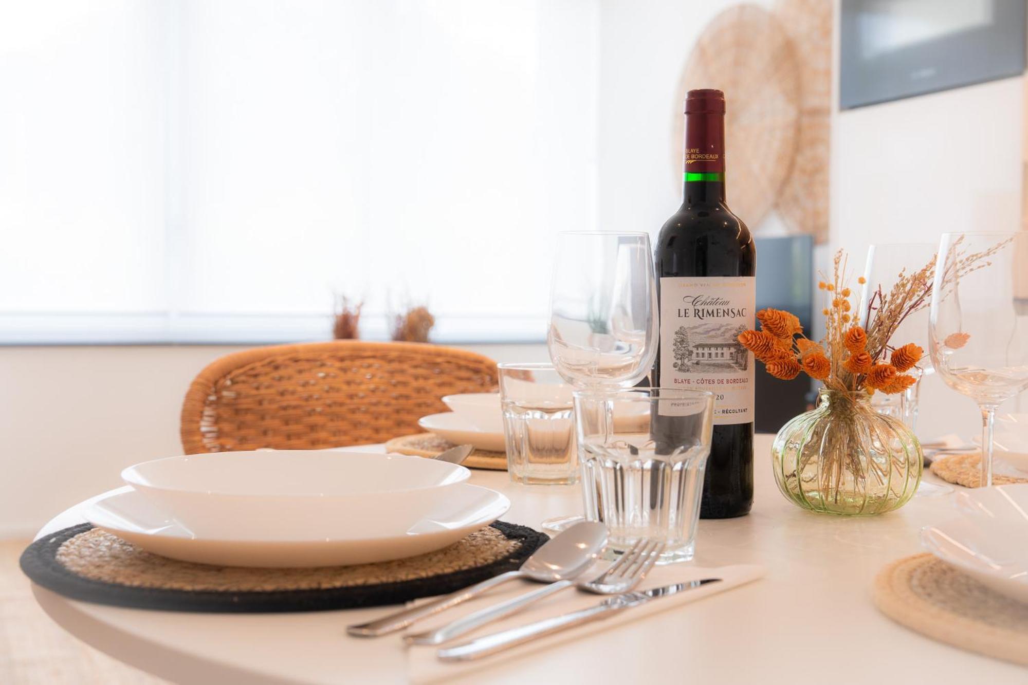 Appartement Cosy Pres De Tout ! 蒙斯 外观 照片